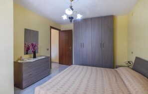 1 bedroom, free WiFi, bed sheets - Amazing apartment in Ricadi with house sea view (Ricadi)