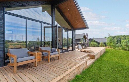 3 bedroom cozy home in Aakirkeby