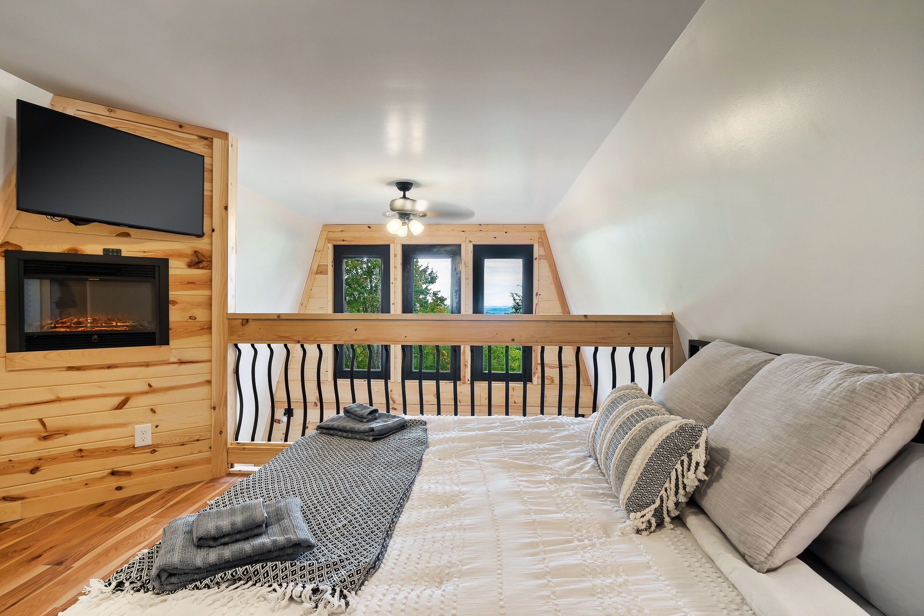 2 camere, una scrivania, Wi-Fi gratuito, lenzuola