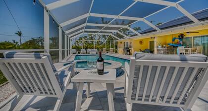 Soak up Paradise and Relax in Heated Pool/Spa Home surrounded by Happy Wildlife