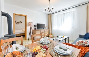 Dining - Stunning home in Harina Zlaka (Harina Zlaka)