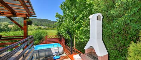 مغطس سبا خارجي