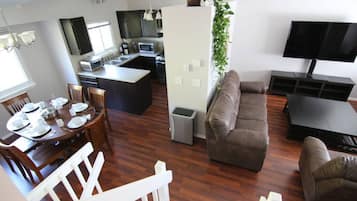 Smart TV, fireplace, streaming services, offices