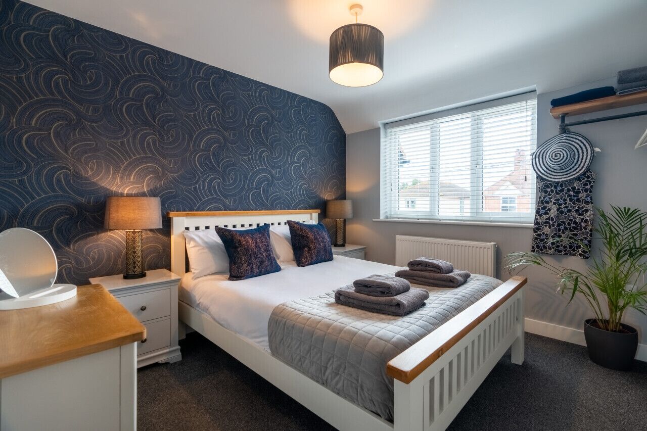 4 bedrooms, desk, iron/ironing board, free WiFi