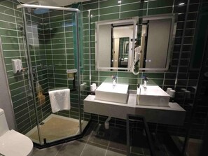 Bathroom - Green Tree Inn Beijing Xicheng District Dashilan Express Hotel (Beijing)