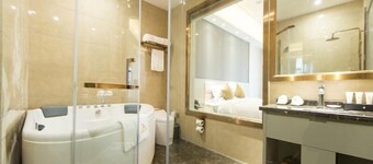 Greentree Eastern Yibin Yijian Road New City Plaza Hotel