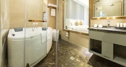 Greentree Eastern Yibin Yijian Road New City Plaza Hotel