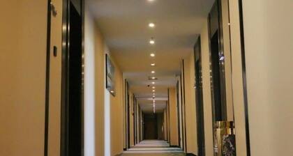 Greentree Inn Express Jiujiang Chaisang District Jiurui Avenue Linjiang Market