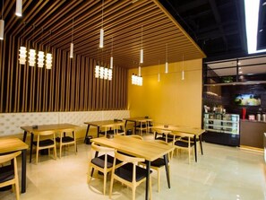 Dining - Greentree Inn Jinan Tangye Express Hotel (Jinan)