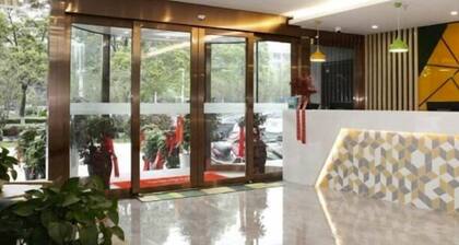 Vatica Hotel Anqing Wuyue Square Boai Hospital