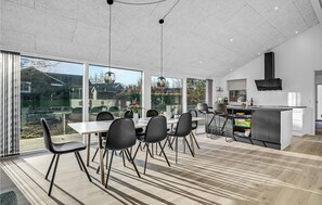 Dining - 3 bedroom beach front home in Glesborg (Glesborg)