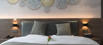 Shell Puyang City Nanle County Coach Station Guangming South Road Hotel