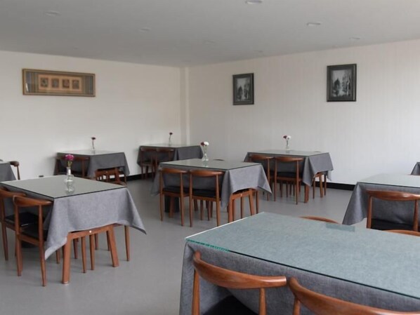 تناول الطعام