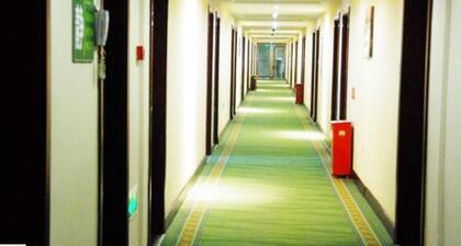 Greentree Inn Puyang Ruifengyuan Business Hotel