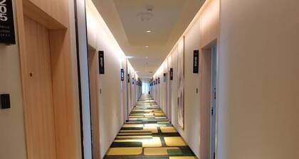 Vatica Chaohu City Er Street Xiangyang Road City Le Fu Plaza Hotel