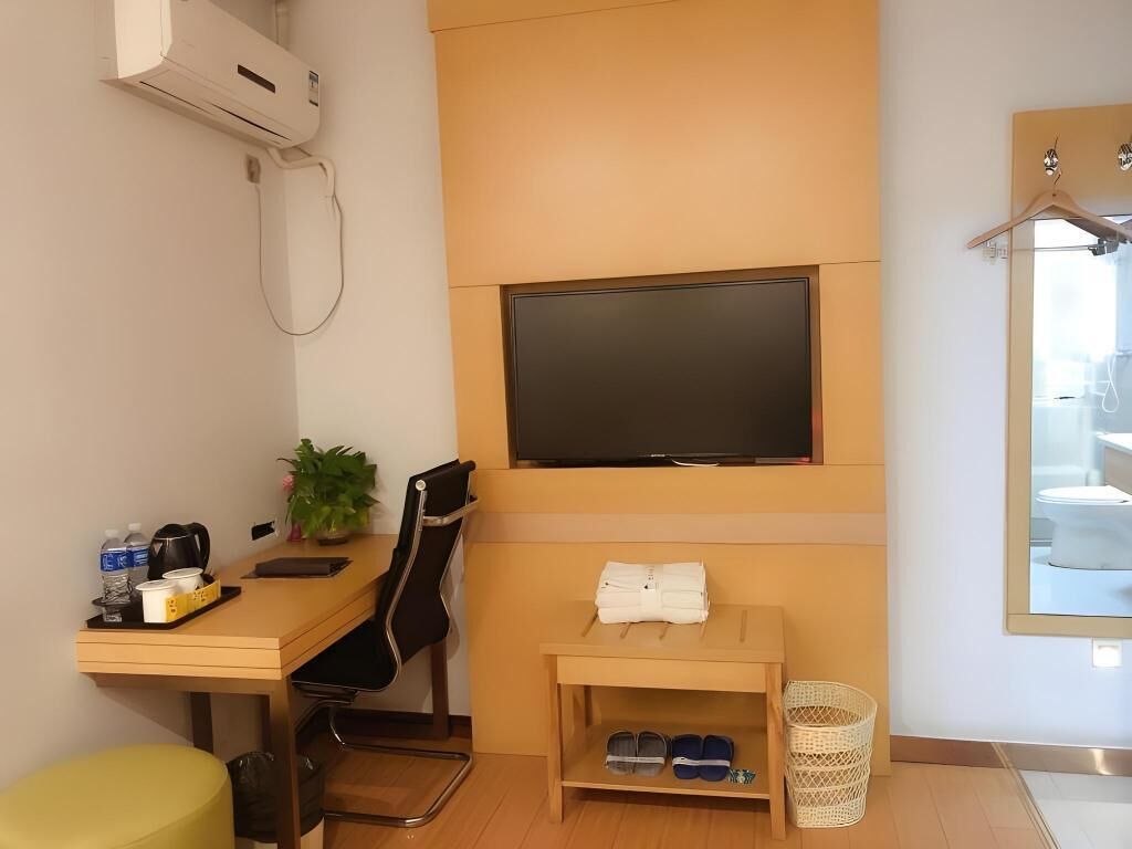 المنشأة من الداخل