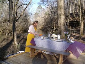 Outdoor dining
