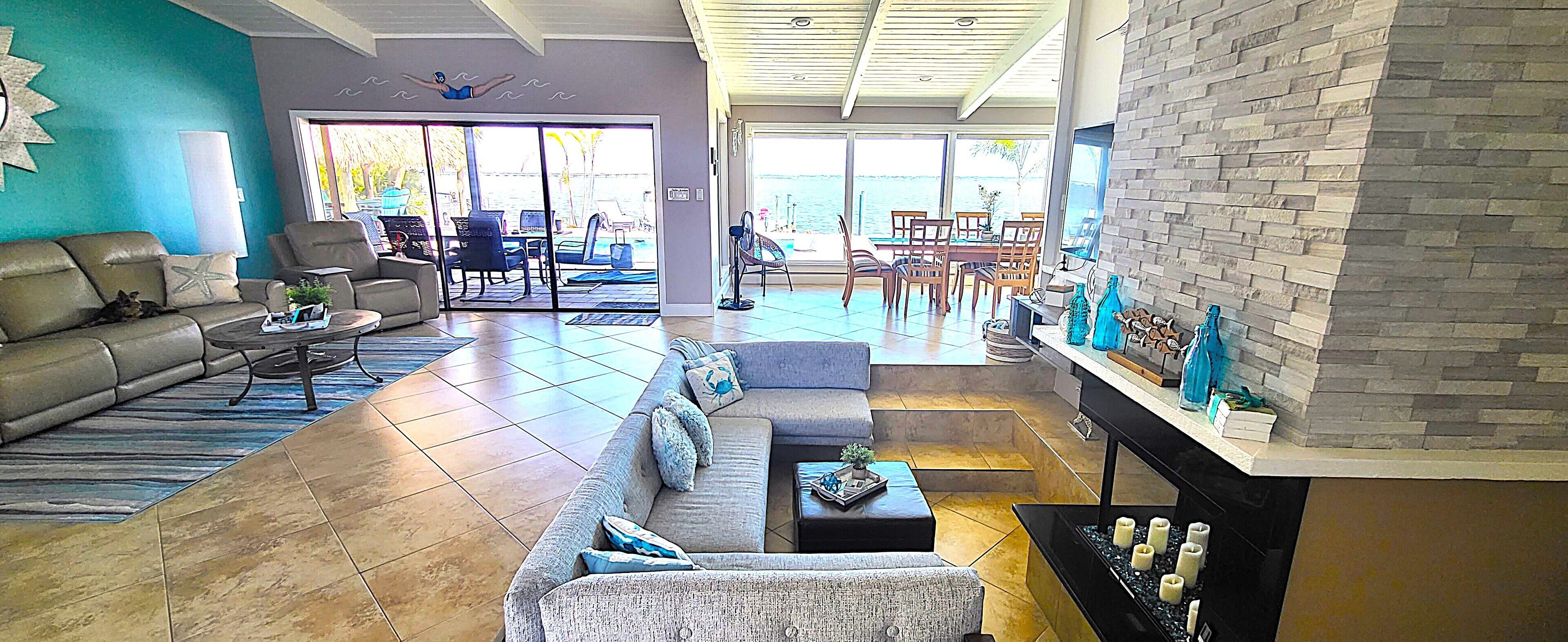 Smart-tv och en stereo