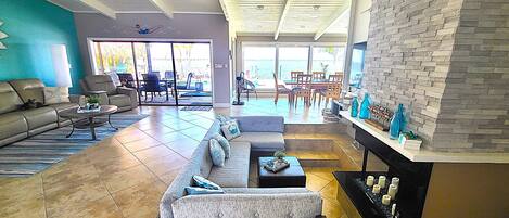 Smart-tv och en stereo