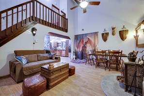 Smart TV, fireplace, books