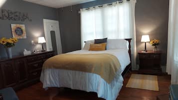 3 habitaciones, tabla de planchar con plancha y cuna de viaje