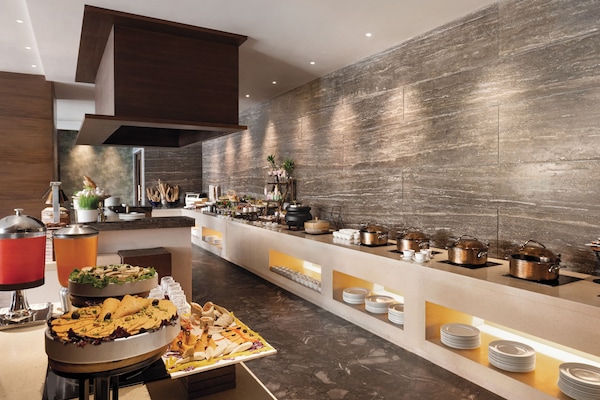 Daily buffet breakfast for a fee