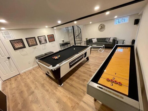 Game room