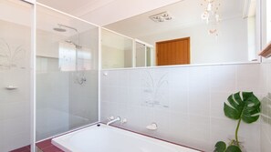 Een bad, een haardroger