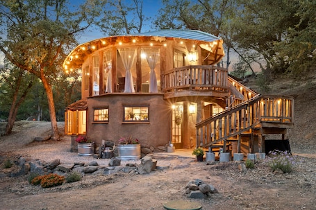 Exterior. Waterfront Birds Nest Magical Dog friendly