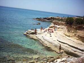 Apartment, 2 Bedrooms, Smoking, Patio | Beach