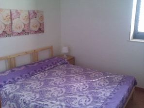 Apartment, 2 Bedrooms, Smoking, Patio