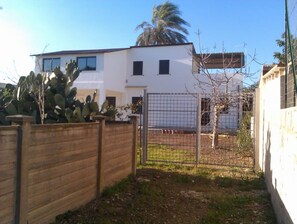 Appartamento, 2 camere da letto, fumatori, patio | Esterni