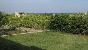 Villa, 3 Schlafzimmer, Raucher, Terrasse | Unterkunftsgelände
