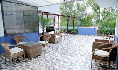 Room-nice Boutique Guest House In South