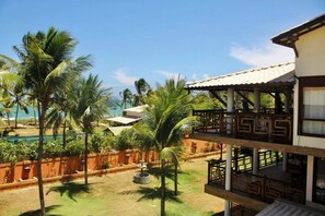 Property grounds - Chale 14 , Mar, Piscina, Natureza, Conforto (Camaçari)