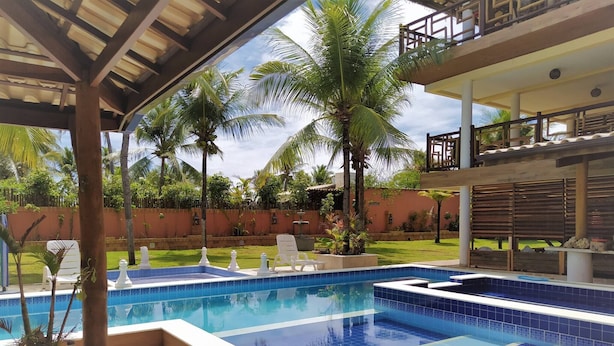 Unclassified image, 1 of 31, button - Chale 14 , Mar, Piscina, Natureza, Conforto (Camaçari)
