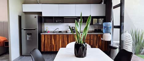 House, 1 Bedroom, Smoking, Terrace | Dining
