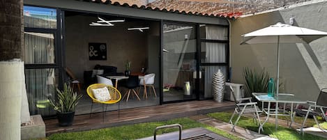 House, 1 Bedroom, Smoking, Terrace | Outdoor dining