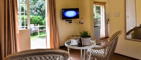 House, 1 Bedroom, Terrace, Garden View | Living area