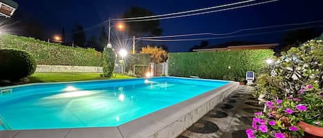 Utomhuspool