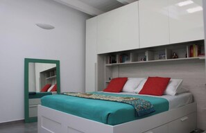 House, 1 Bedroom, Smoking, Private Pool | 2 bedrooms, iron/ironing board, travel crib - Deluxe Dependance Living Roo-deluxe Soggiorno In Dependance Con Piscina Privata (San Giovanni la Punta)