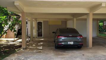 Departamento, vista al jardín | Estacionamiento | Estacionamiento gratis en los alrededores