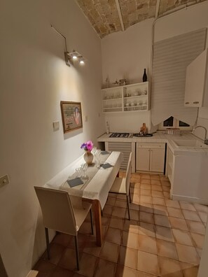 Dining - Le Colonne Di San Pietro (Rome)