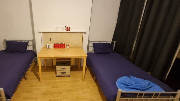 Unclassified image, 1 of 6, button - Double Bedroom in Flat Share for Rent (London)