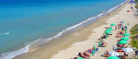 House, 2 Bedrooms, Smoking, Balcony | Beach