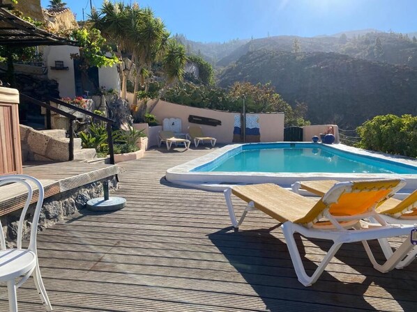 Outdoor pool - Cottage With 1 Bedroom, 2 Bathroom Heated Solar Pool, Sauna, Jacuzzi Garden (Guia de Isora)