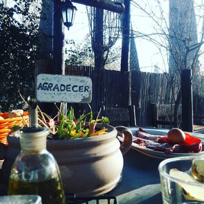 Talo, 2 makuuhuonetta, esteetön, tupakointi sallittu | Ulkopuoli