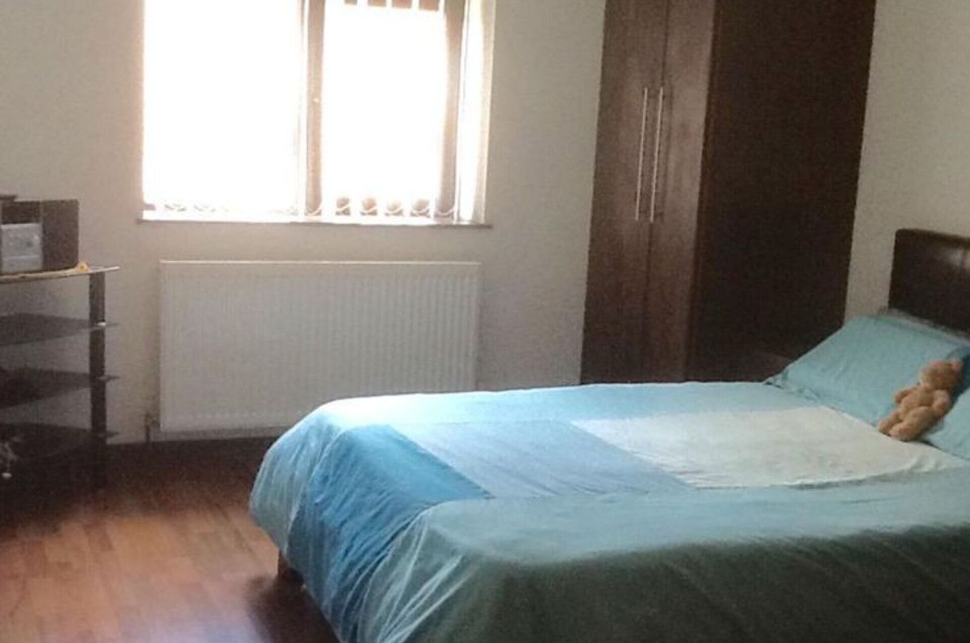 Room, 1 Bedroom, Fireplace | 1 bedroom