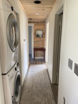 Interior - Modern Spacious Home with Epic Lake Views (Seattle)