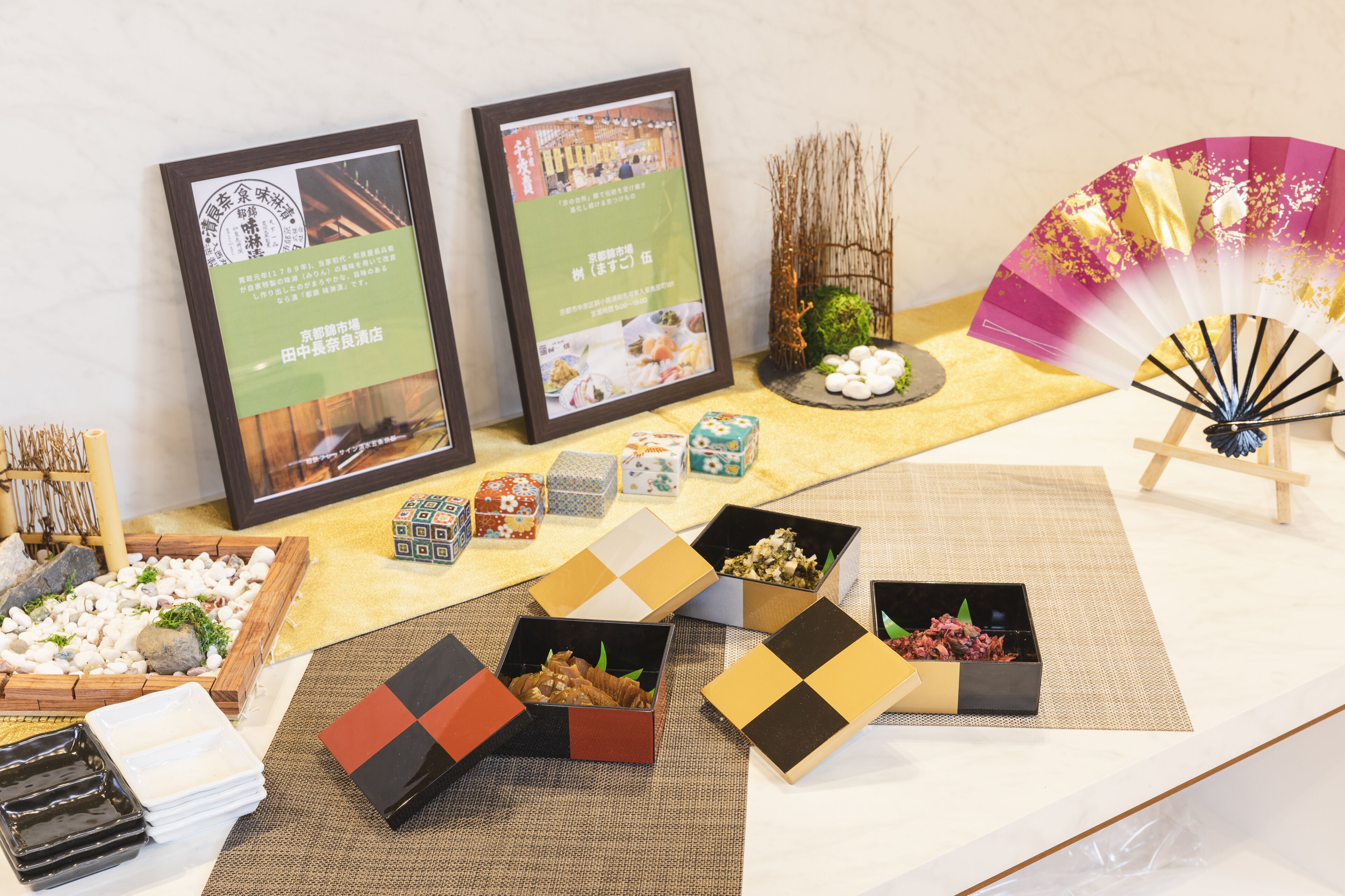 daily buffet breakfast (jpy 1400 per person)